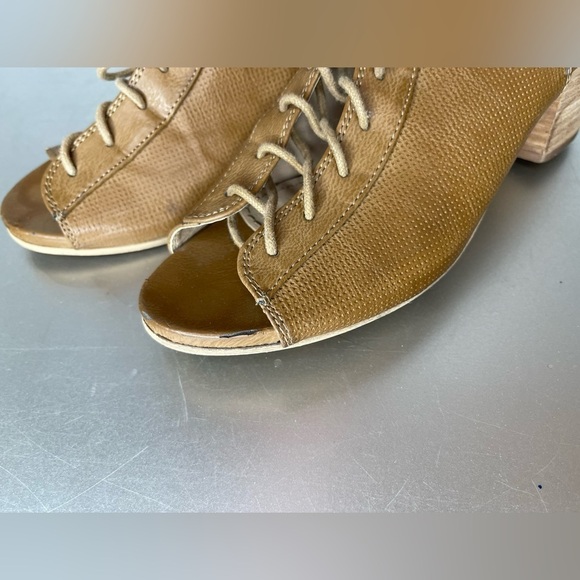 Sbicca Hogan Open Toe Dress Sandals Booties Shoes Tan Size 8 USA Made - Picture 8 of 8